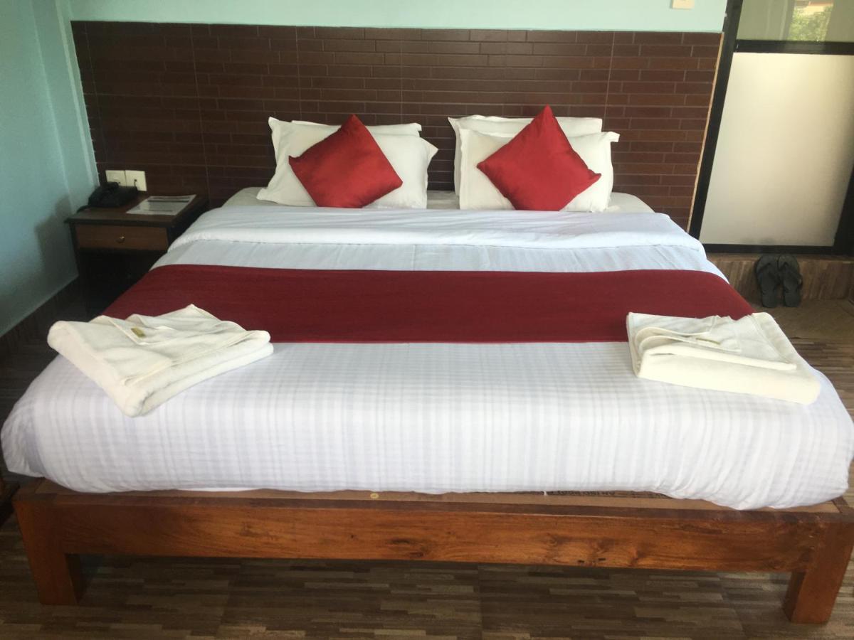 The North Face Inn Pokhara Exterior foto